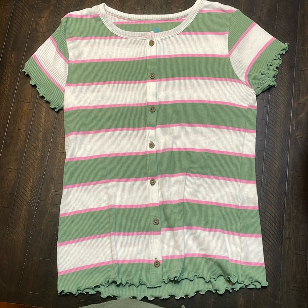ThereAbouts shirt Size L